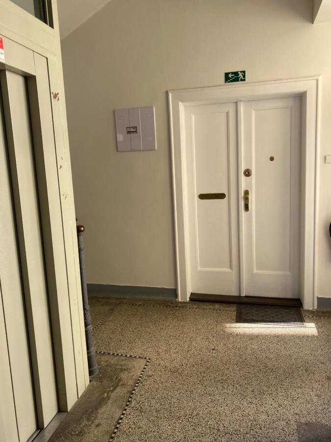 Apartman Kaiser Πράγα Εξωτερικό φωτογραφία
